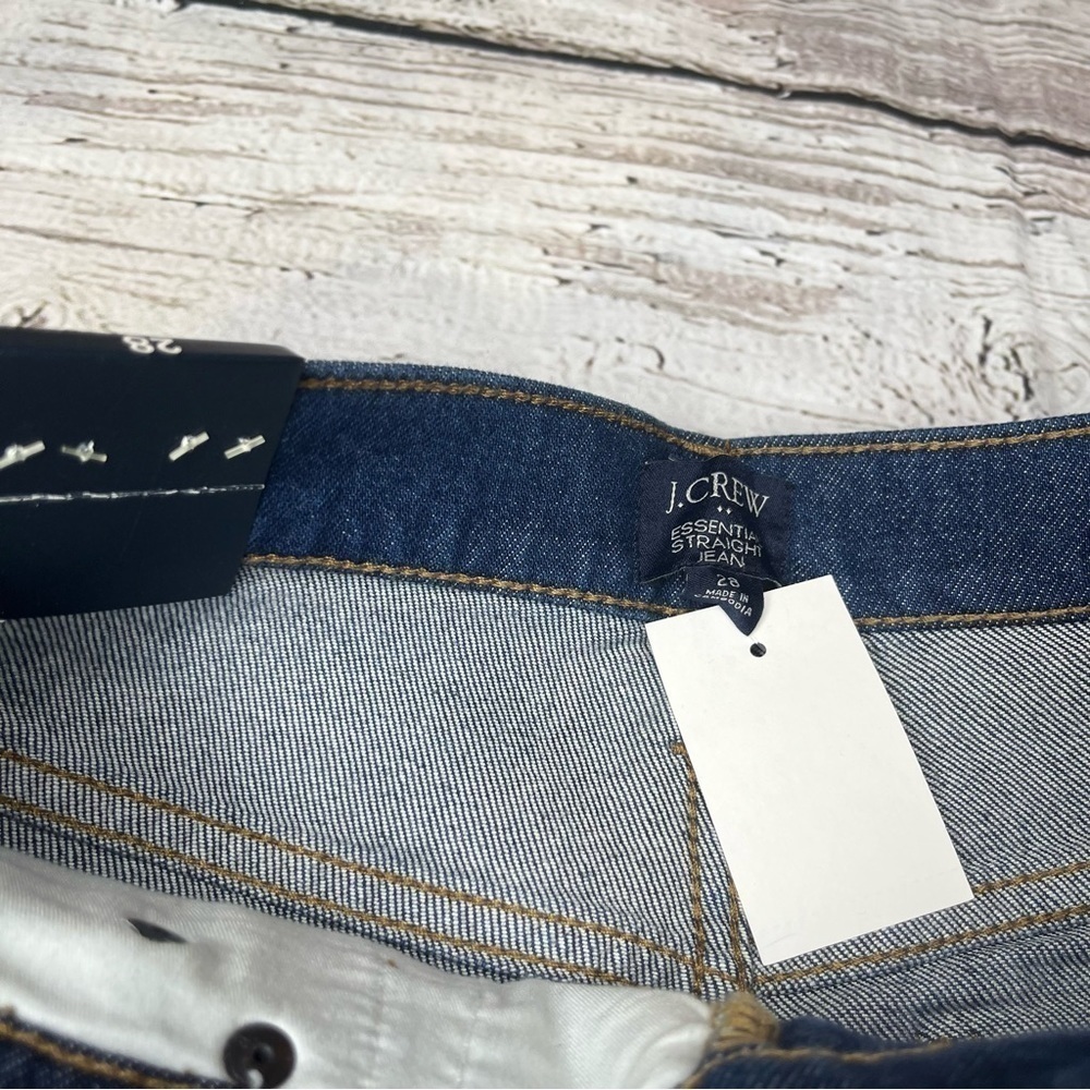 NWT J. Crew Factory Essential Straight Jeans Size 28 - Picture 2 of 6